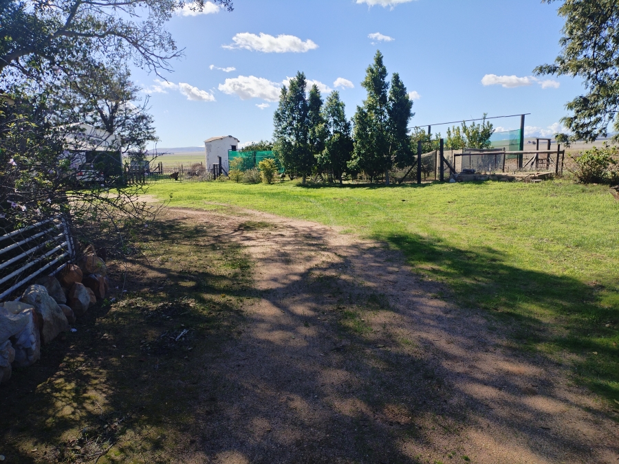 4 Bedroom Property for Sale in Ruststasie Western Cape